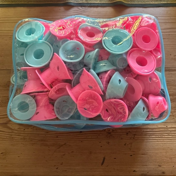 Other - Silicone Heatless Hair Curlers EUC